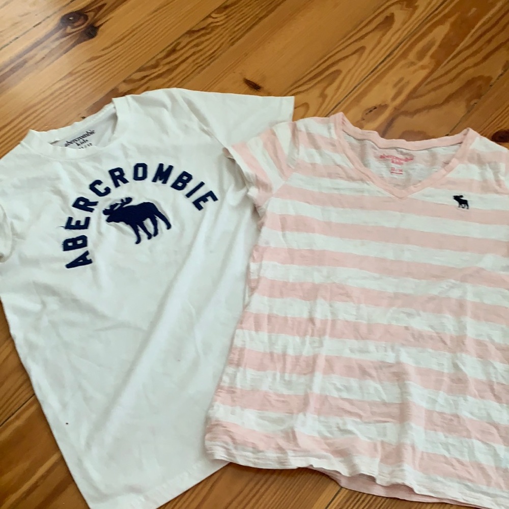 2 t shirts